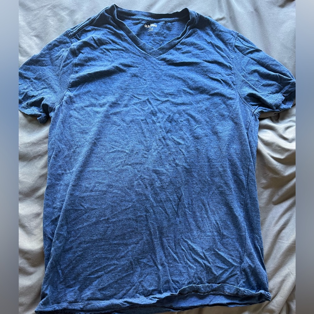 Men’s Old Navy T-Shirt Size Medium
